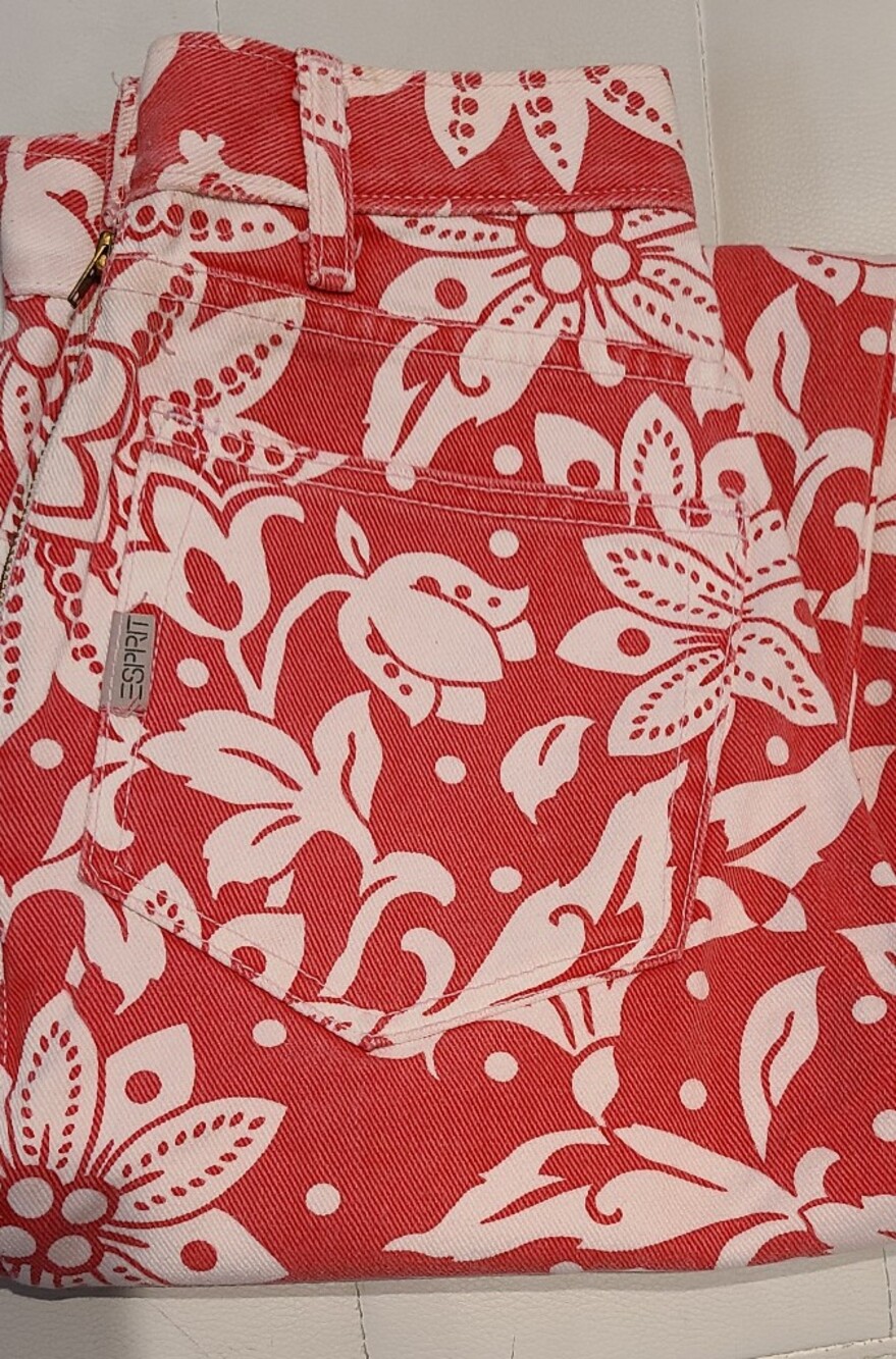 Esprit Red & White Floral Denim Capris